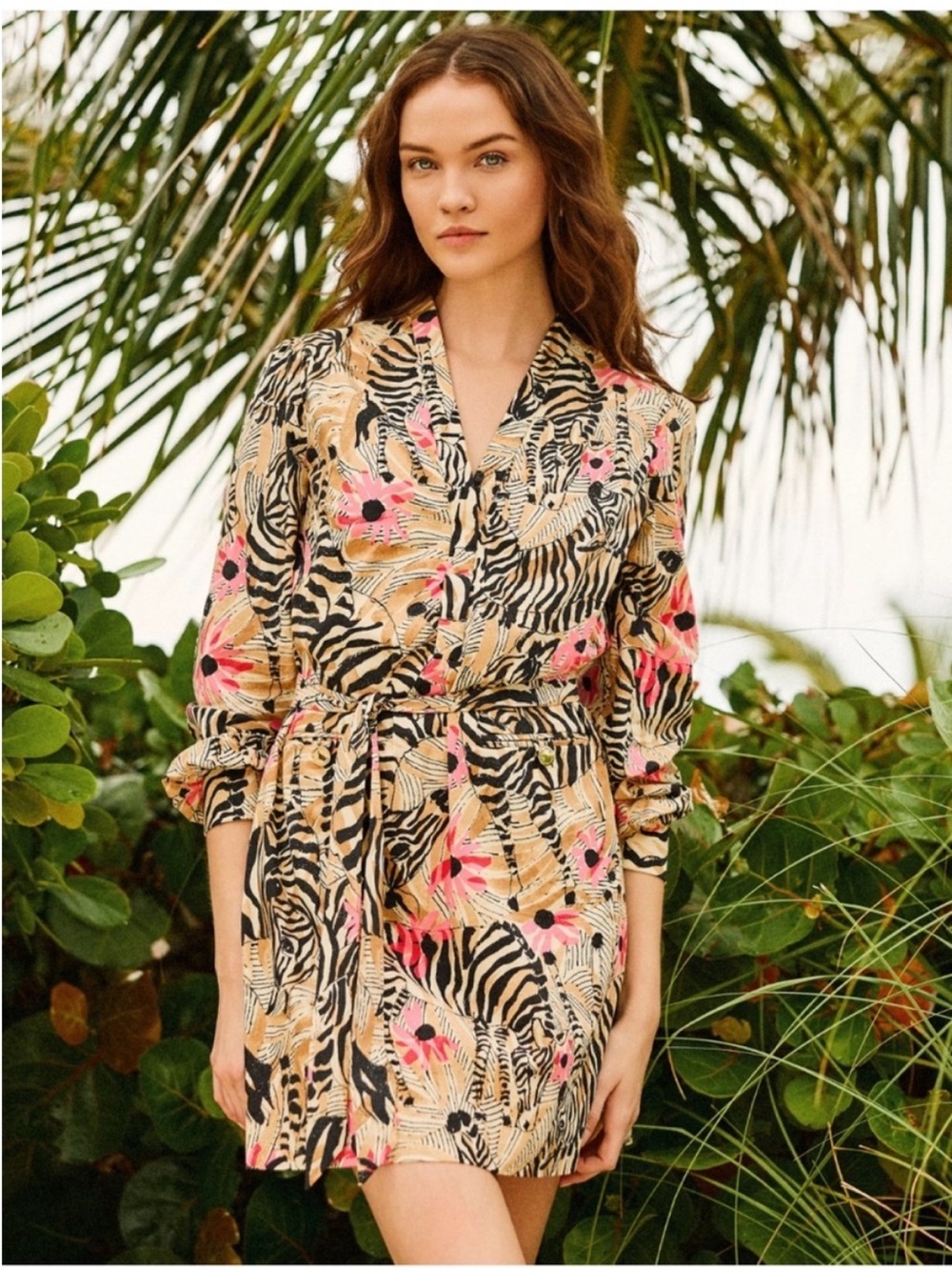 NWT LILLY PULITZER
Phillipa V-Neck Stretch Dress - Picture 3 of 5